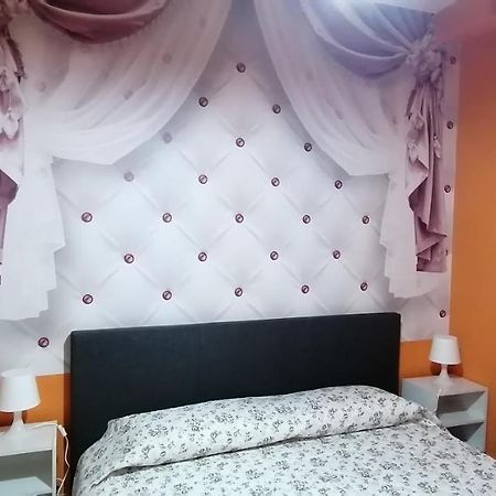 Celine Bed & Breakfast เจนัว ภายนอก รูปภาพ
